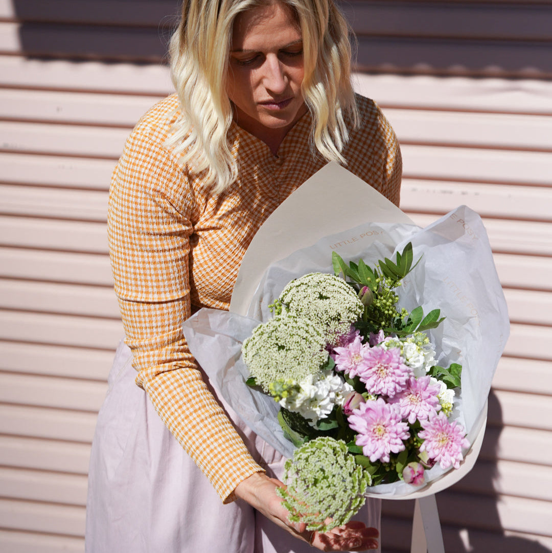 Hand-tied Bouquet Workshop | SEPTEMBER 13th SAT @ 10:30AM - 12PM