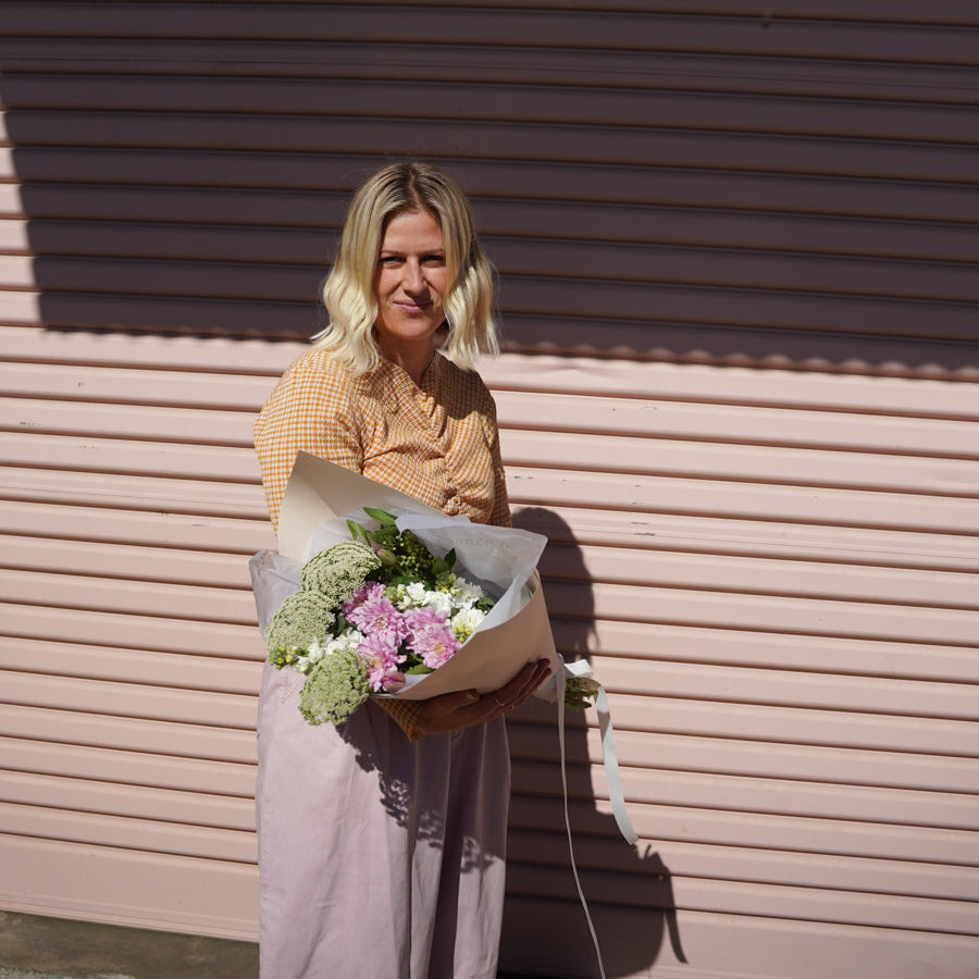 Hand-tied Bouquet Workshop | SEPTEMBER 13th SAT @ 10:30AM - 12PM